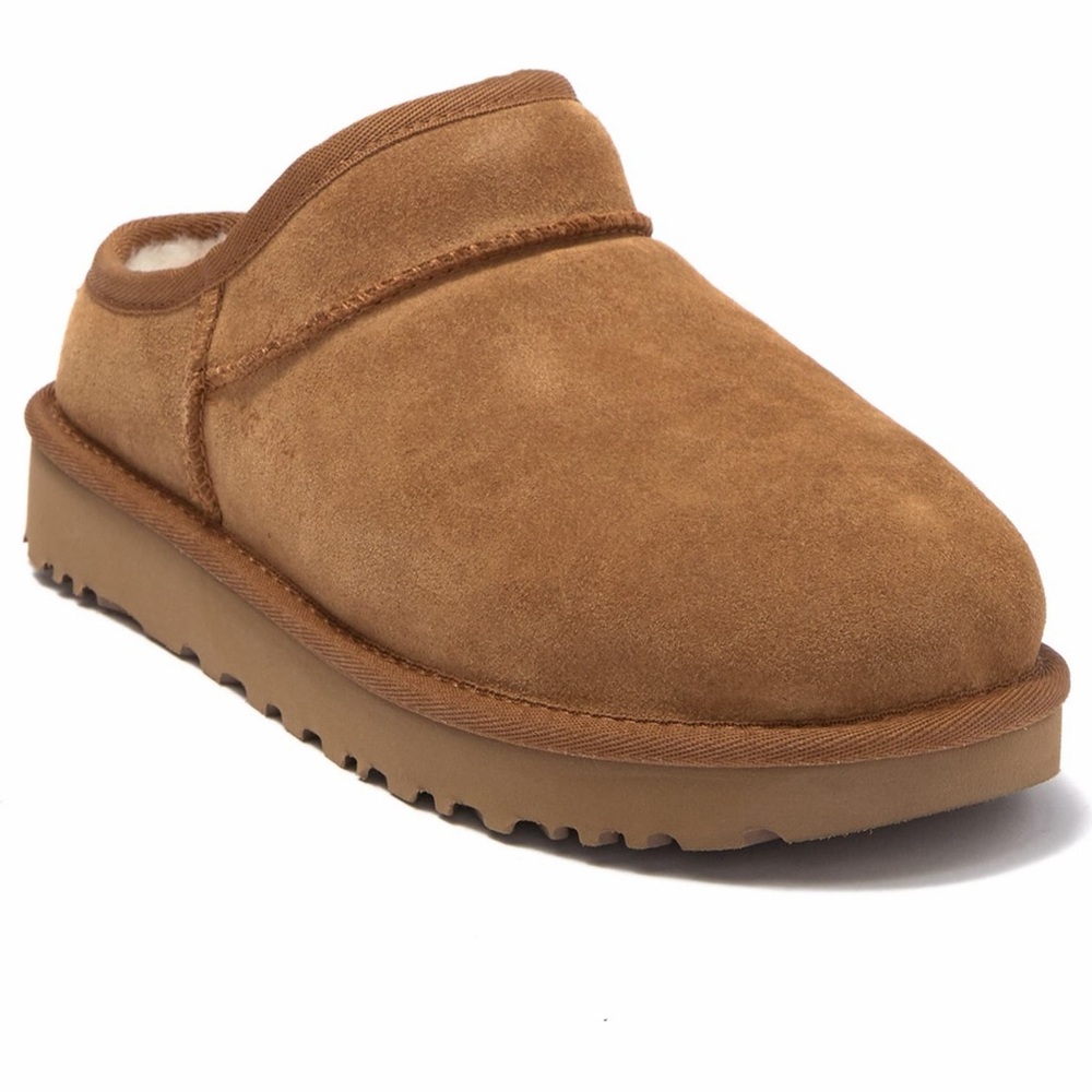 UGG CLASSIC SLIPPER